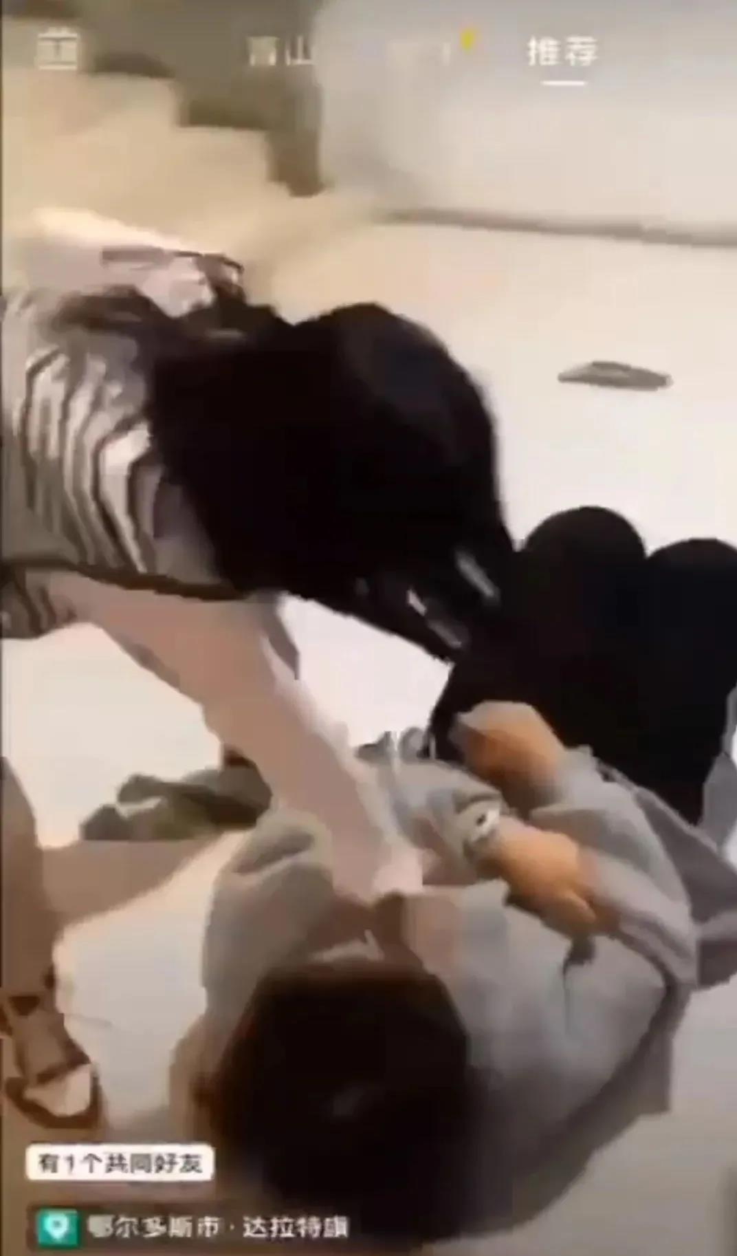 内蒙古达拉特旗5名女初中生校外打架 当地官方回应