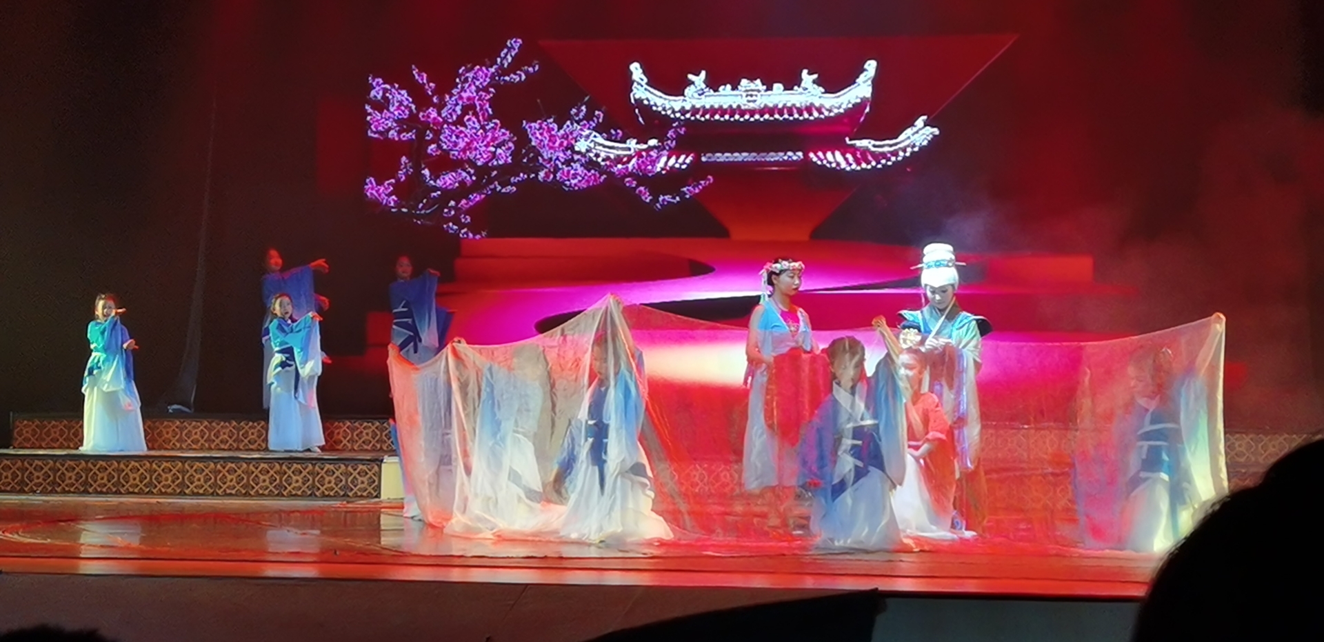 弘扬昭君文化从娃娃抓起 儿童舞剧《王昭君》在昭君博物院倾情上演