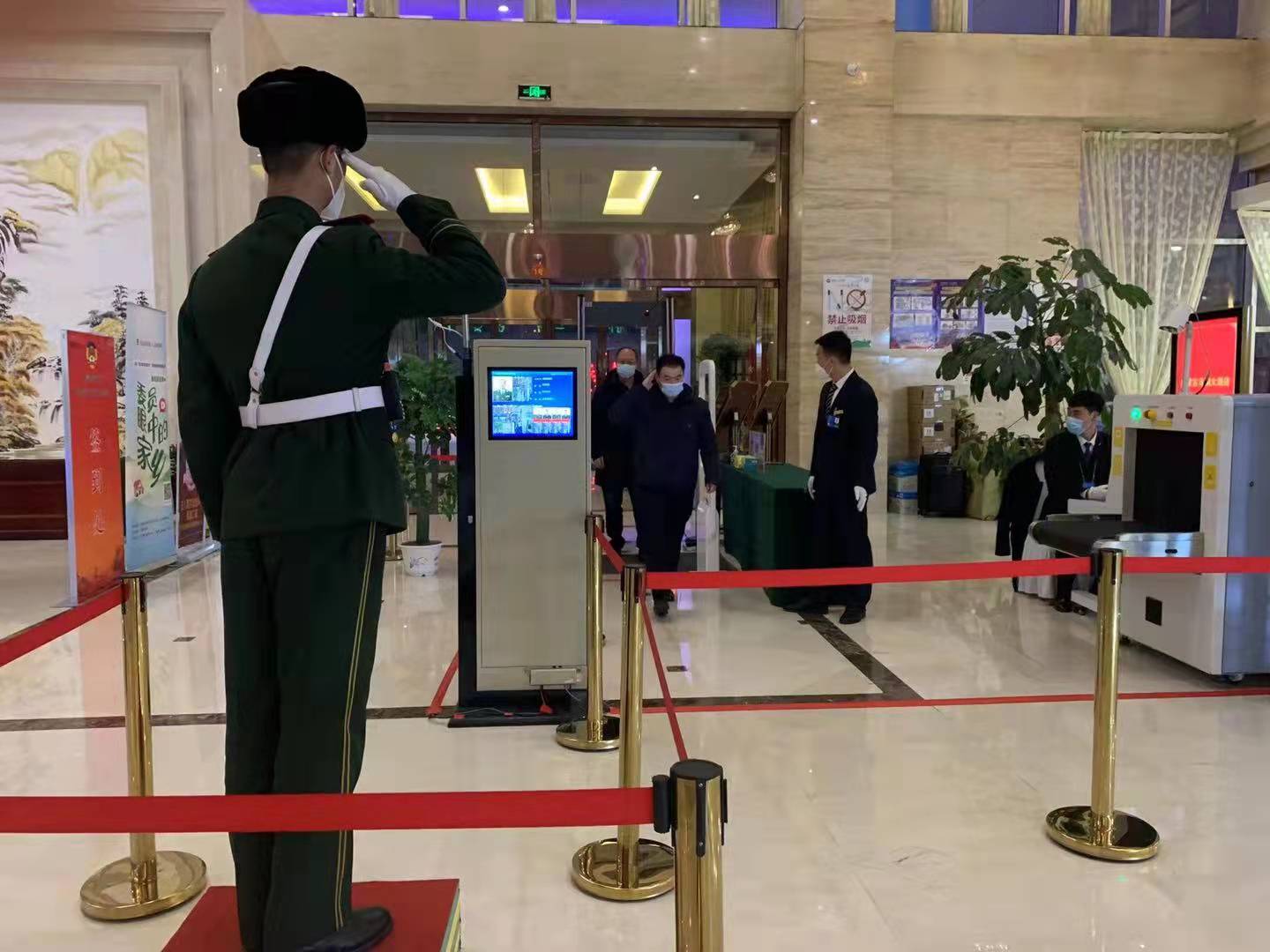 “两会”进入倒计时  内蒙古政协委员陆续到驻地报到