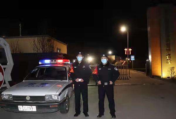 呼和浩特南车站派出所开展站车专项整治行动