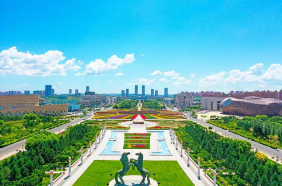 专访鄂尔多斯市长：“出圈”的鄂尔多斯，如何重塑产业体系？