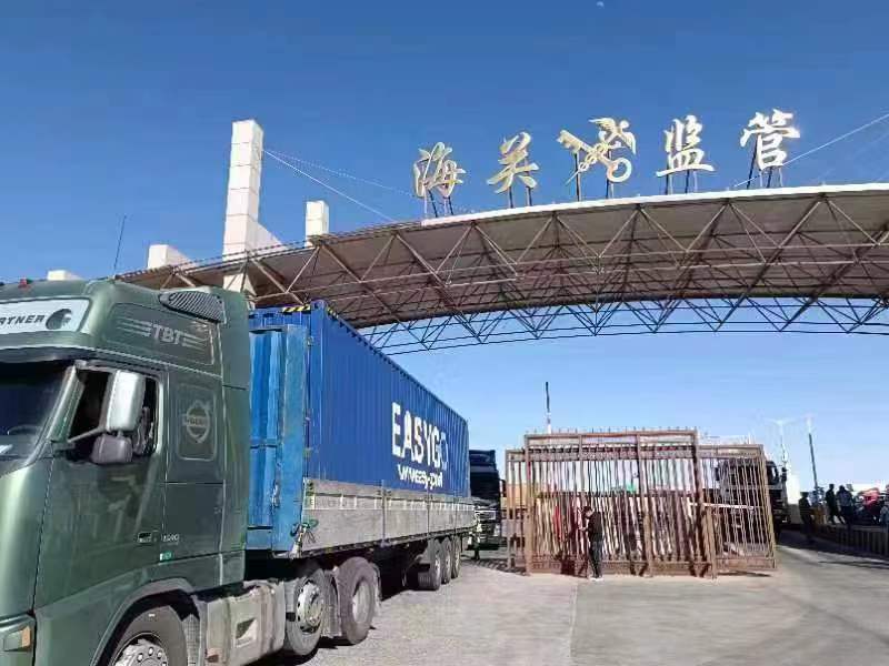 全国首票“中欧班列+TIR”铁公铁联运业务在二连浩特口岸落地