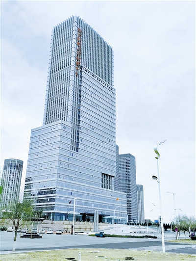 鄂尔多斯:挺进中国现代化的排头兵_fororder_鄂连版1-6_b