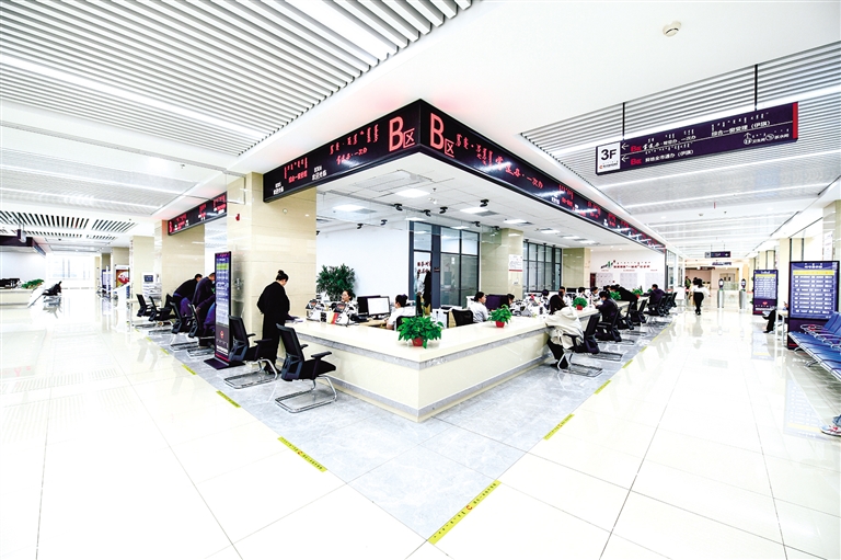 做优“加减乘除”法 共解全国文明城市创建方程式 ——伊金霍洛旗力以赴创建全国县级文明城市_fororder_伊旗1-8_s