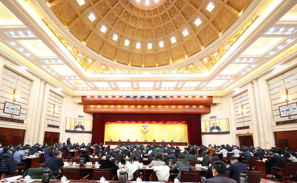 学在深处 谋在新处 干在实处——自治区十三届政协履职初年大兴学习之风