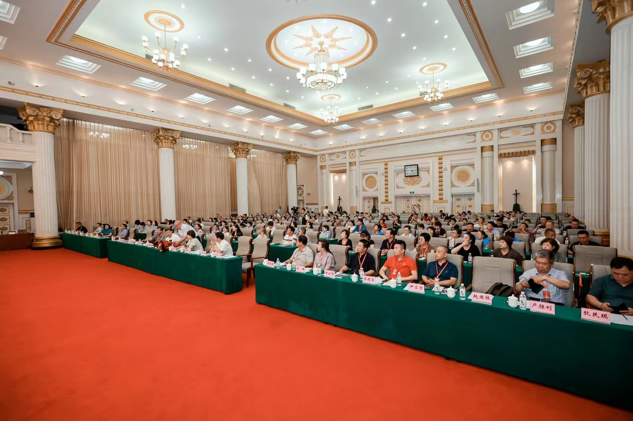 2024第二届中华优秀传统文化系列讲座暨包头市非公经济文化交流研讨会成功举办