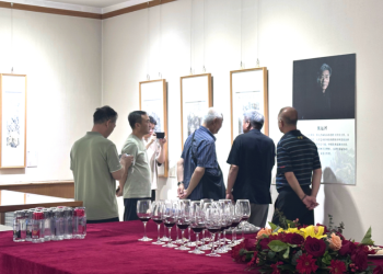 展览现场丨游目骋怀——张运河、魏怀亮中国画作品展