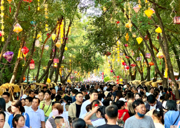 “鹊梦千年 情韵乌海”国风集市、实景演出引市民沉浸式感受传统文化