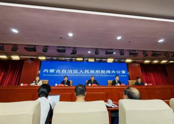 15 项指标全国第一！内蒙古能源基地建设交出高质量答卷​—— 自治区能源局副局长陈铮详解发展成就与消纳对策​