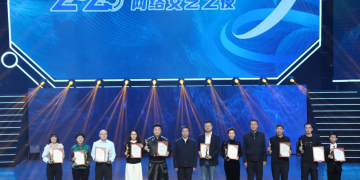 2025内蒙古网络文艺之夜圆满落幕  12部精品力作集中展现网络文艺新气象